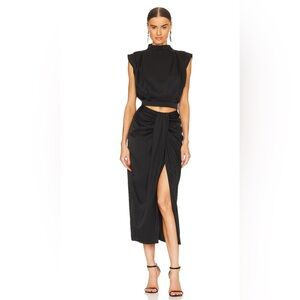 Line & Dot Selma Set: Mockneck Top & Midi Front Slit Skirt‎ in Black, Size S